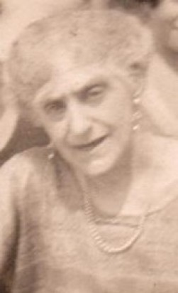 Older woman 1923 beach photo